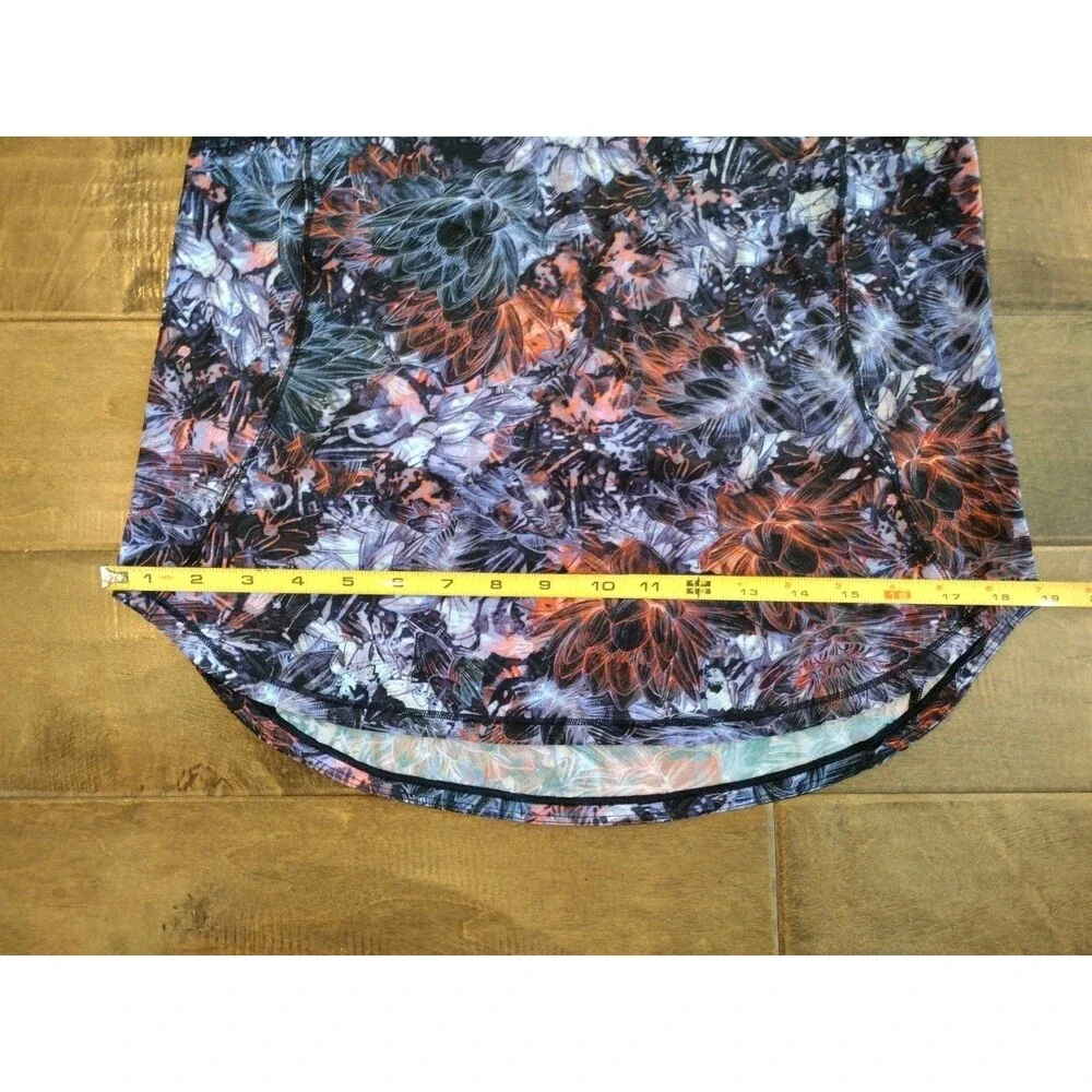 LULULEMON Women's Sculpt black lavender print sleeveless tank top - size 6